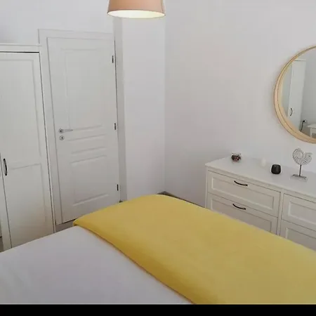 Coco Butique Luxury Apartament-mamaia Nord * 那沃达利