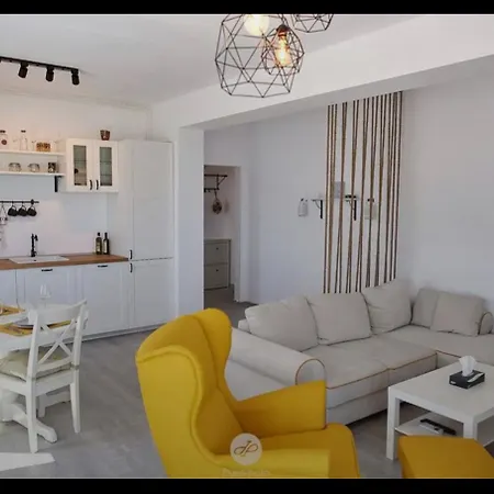Coco Butique Luxury Apartament-mamaia Nord 公寓 那沃达利
